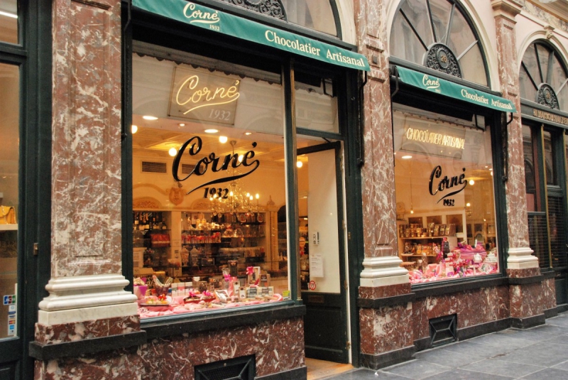 vente-ST TROPEZ-min_chocolate_chocolaterie_shop_luxury_chic_gallery_brussels_belgium-558146